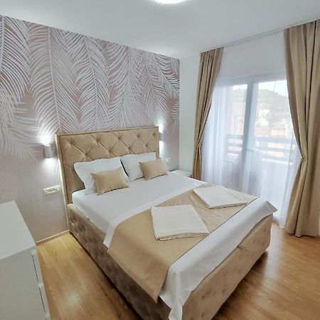 Appartamento Elena Herceg Novi Esterno foto