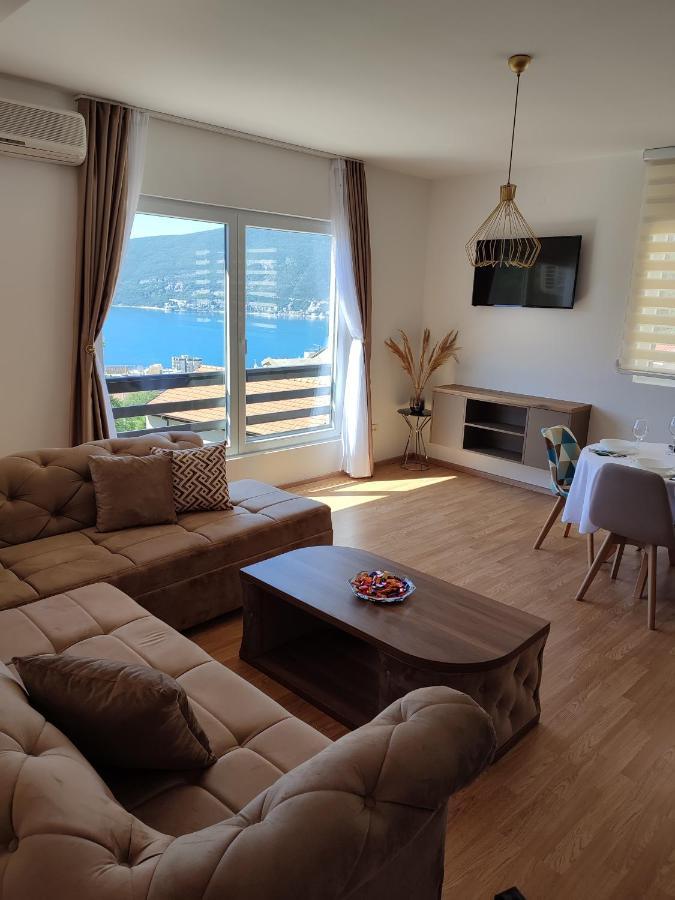 Appartamento Elena Herceg Novi Esterno foto