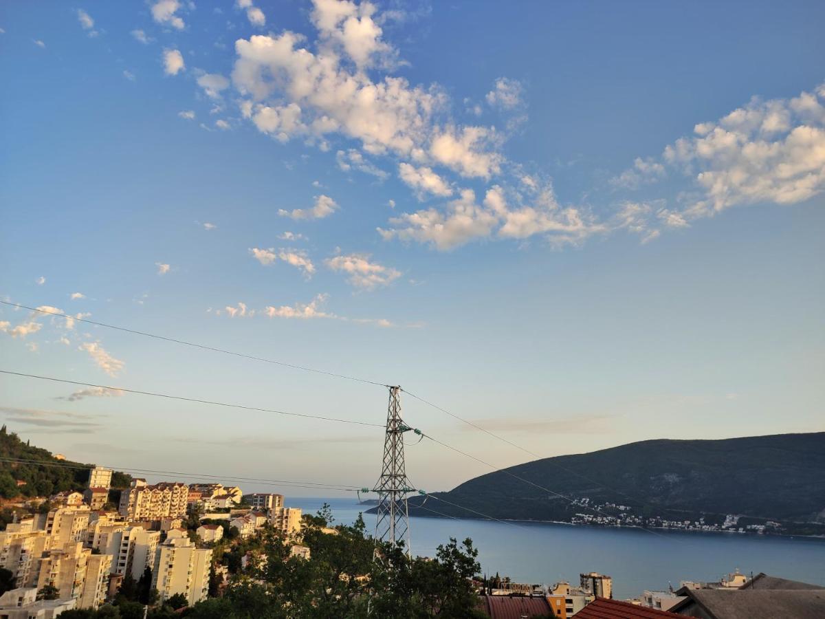 Appartamento Elena Herceg Novi Esterno foto